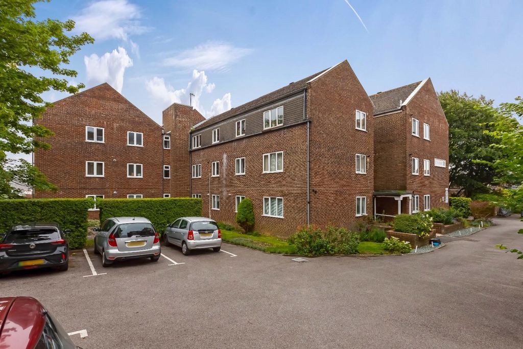 Property photo 1 of 15 Elm Court_21.Jpg