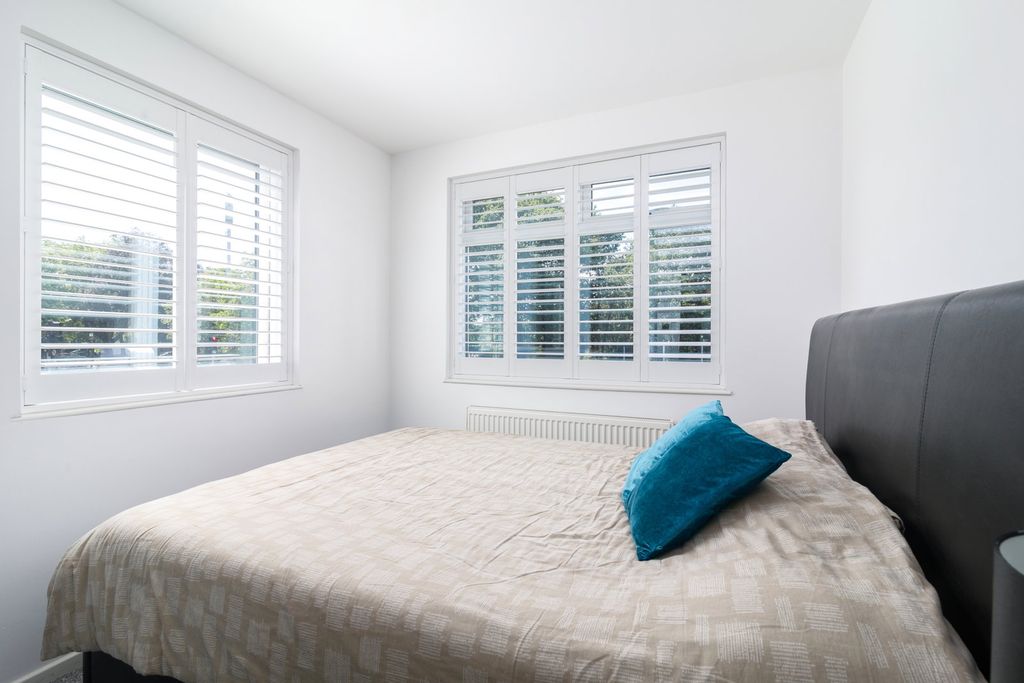 Additional image 20 of 5 bed detached house for saleHounslow Road, Feltham TW14