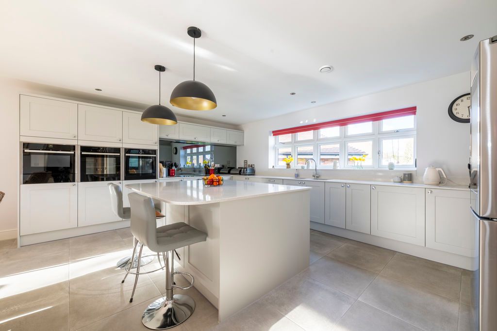 Property photo 3 of 33 Photo 20