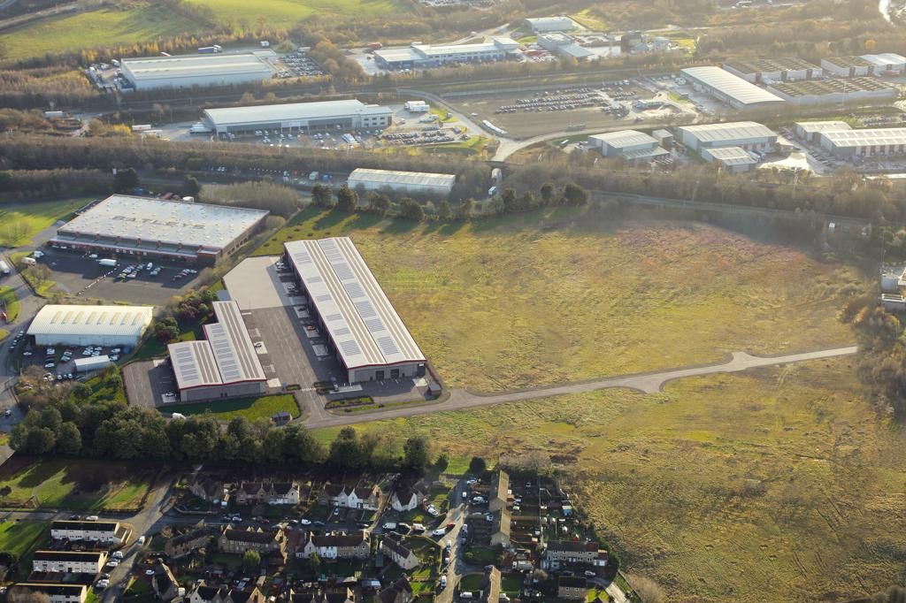 Property photo 2 of 7 Photo 8