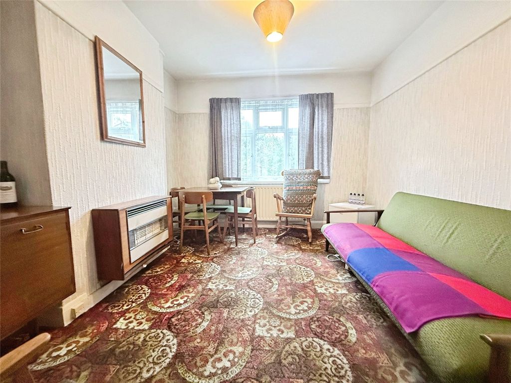 Property photo 3 of 15 Picture 3