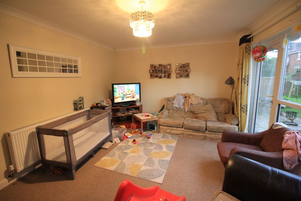 Property photo 3 of 6
