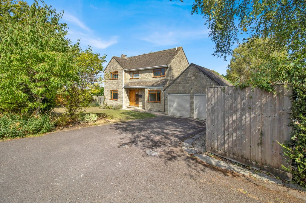 Property photo 1 of 21 Picture No. 19