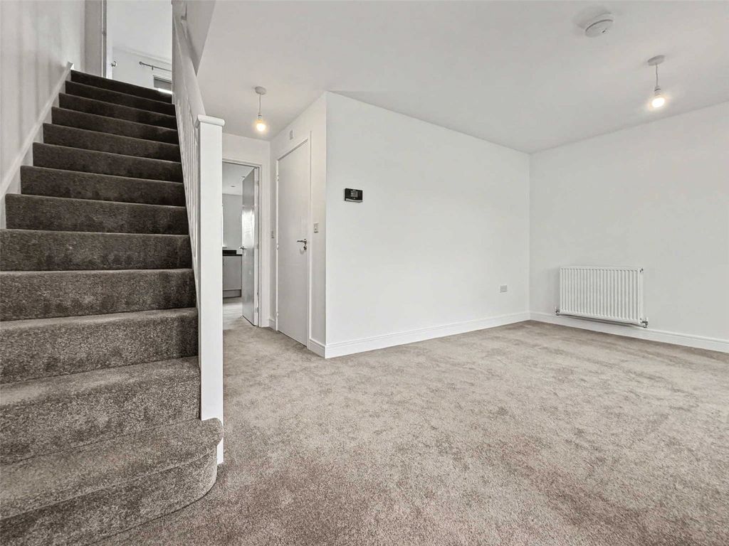 Property photo 2 of 14 Picture No. 25