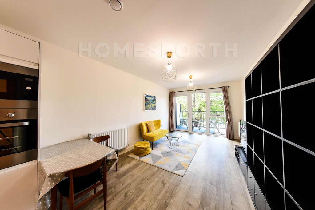 Property photo 1 of 18 Photo 1