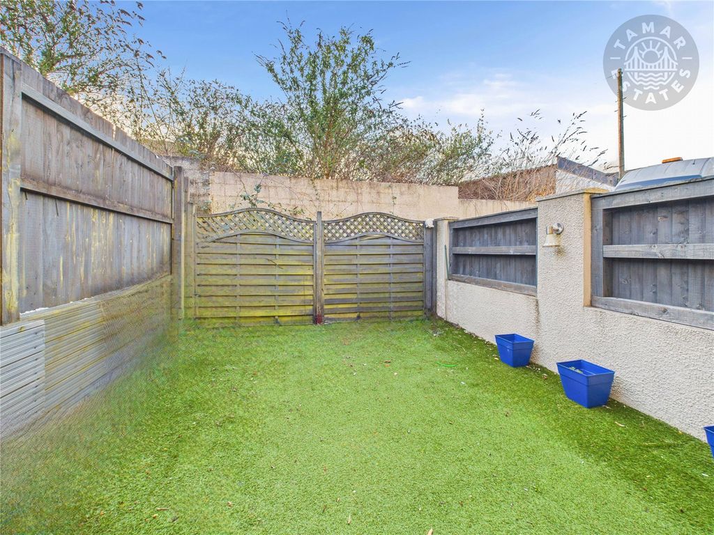 Property photo 3 of 11 Rear Garden