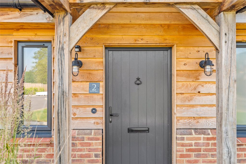 Property photo 2 of 19 Picture No. 36