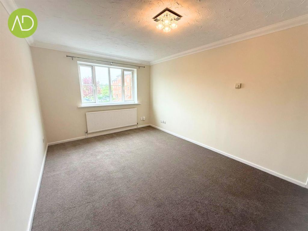 Property photo 3 of 10 11.Png