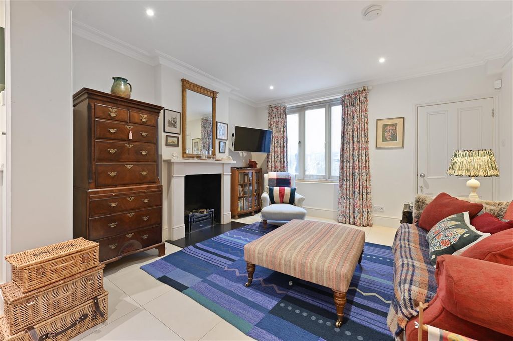 Property photo 1 of 12 Reception