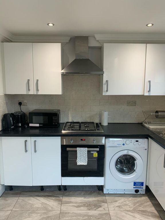 Property photo 2 of 27 Kitchen