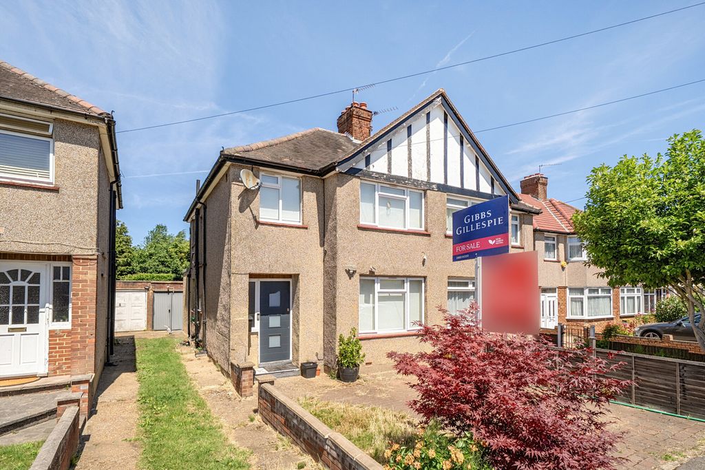 Property photo 1 of 20 1485347-17-6A4657...