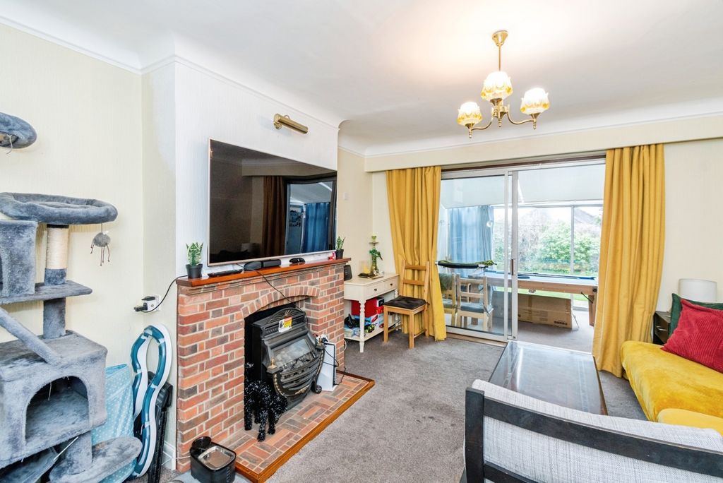 Property photo 3 of 16 Pbox-Img.Jpg