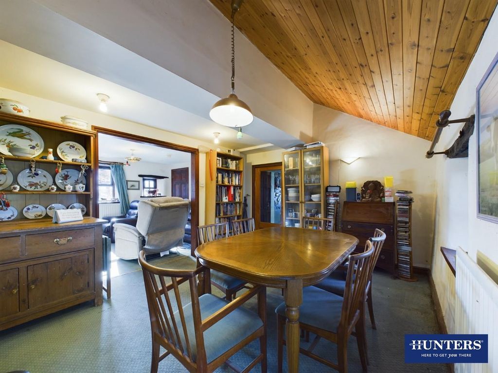 Property photo 3 of 21 Dining Room