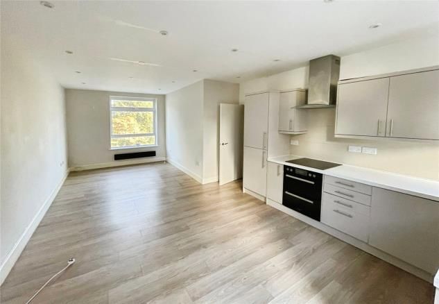 Property photo 2 of 4