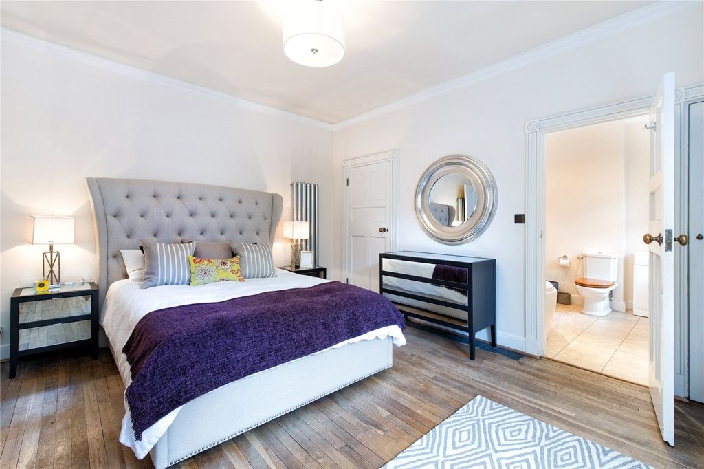 Property photo 3 of 11 Picture No. 36