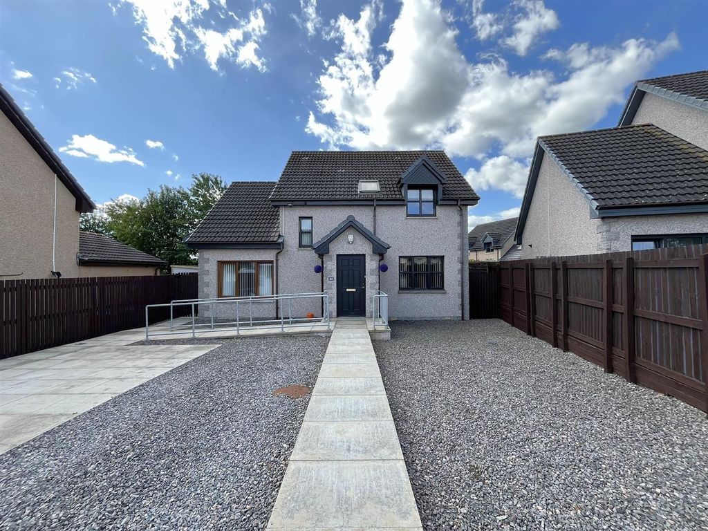 Property photo 1 of 30 32 Mcmillan Avenue, Elgin