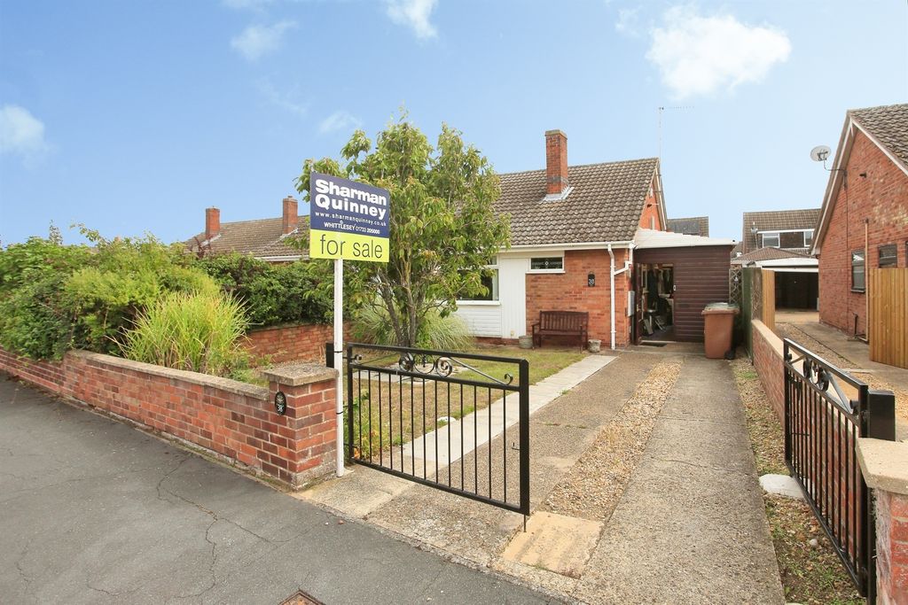 Property photo 1 of 40
