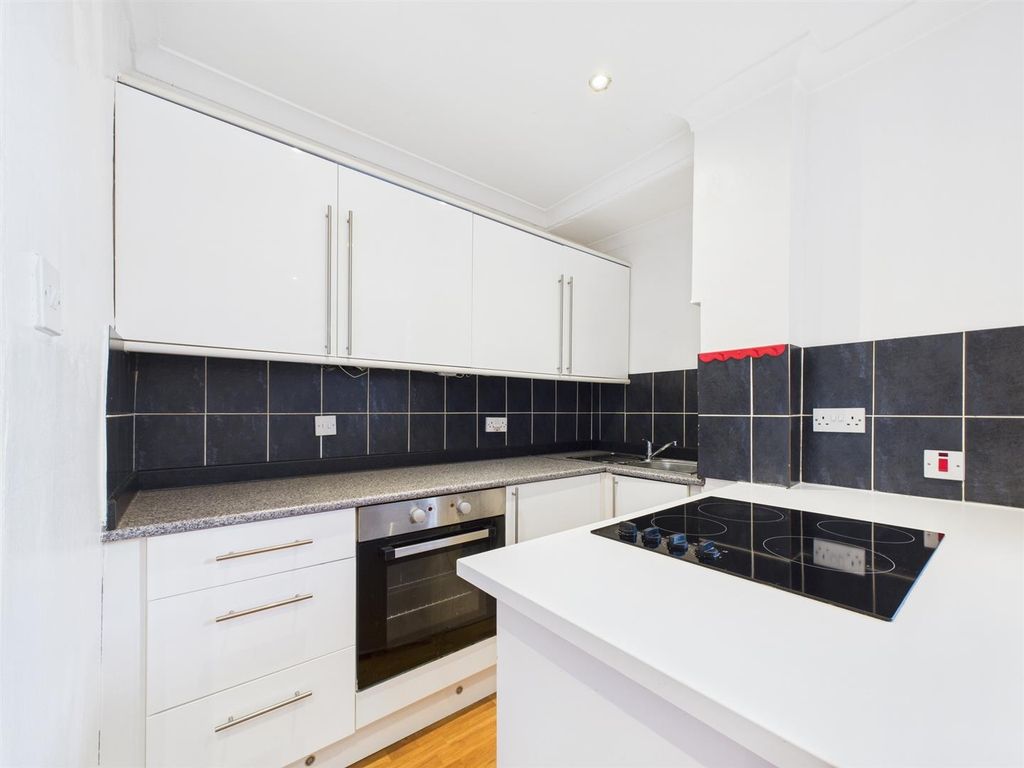 Property photo 2 of 15 Cam01486G0-Pr0830-Still005.Jpg