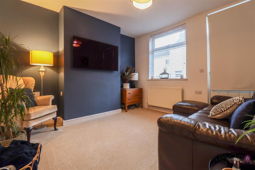 Property photo 2 of 17 Img_4864.Jpg