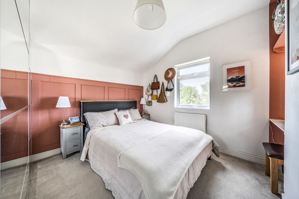 Property photo 3 of 19 Bedroom