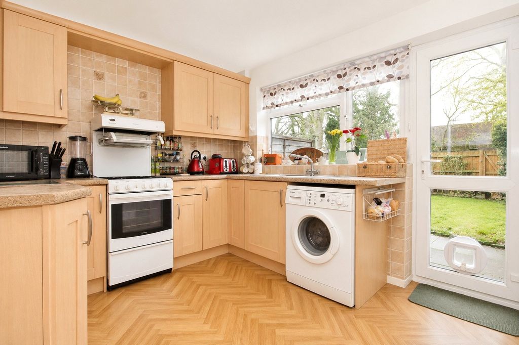 Property photo 3 of 11 Picture No. 17