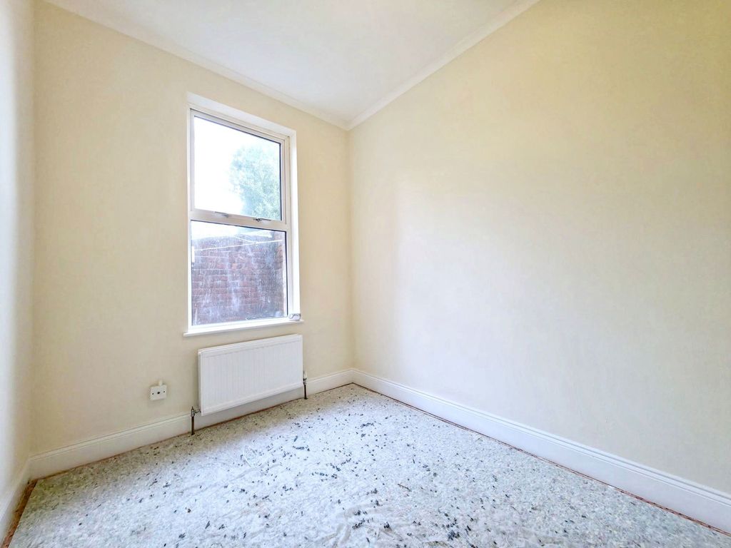 Additional image 6 of 2 bed flat for salePrior Terrace, Hexham NE46