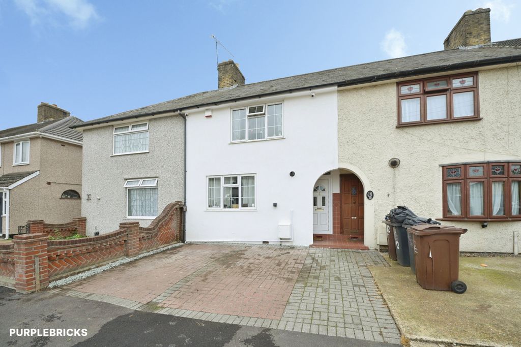 Property photo 2 of 36