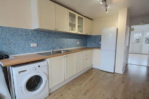 Property photo 2 of 11 ba8Ad8A1B0B2817E1A5970635146172B_Max_476x317