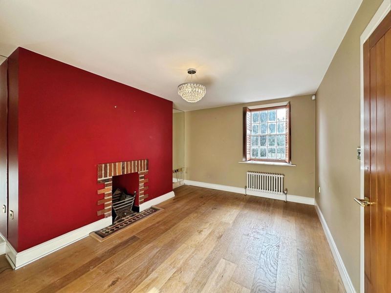 Property photo 3 of 14 Photo 13