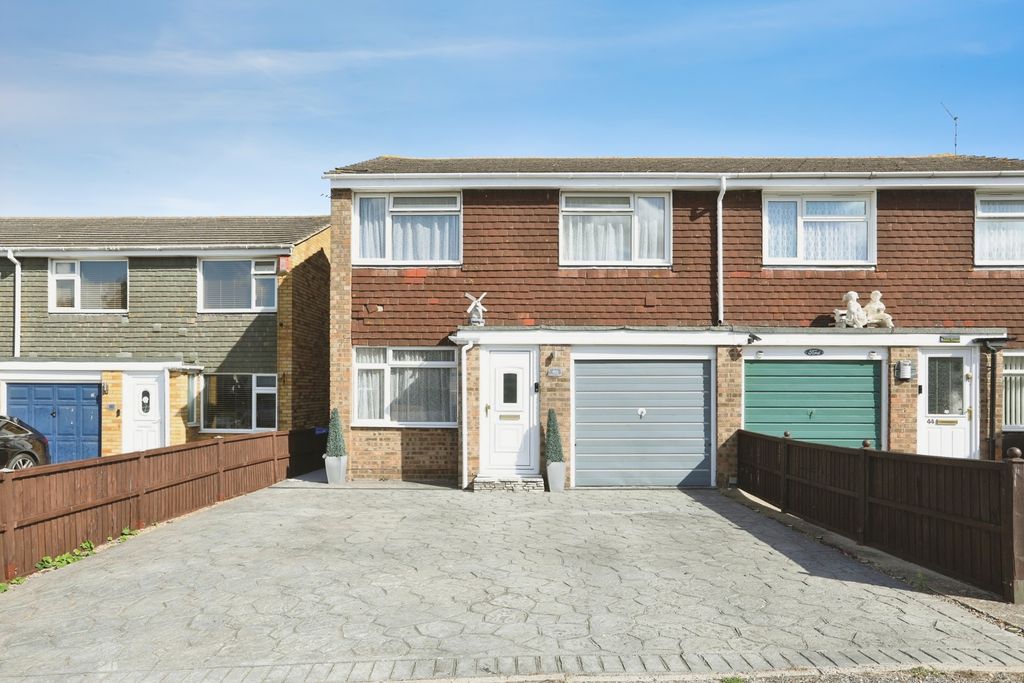 Property photo 1 of 17 Pbox-Img.Jpg