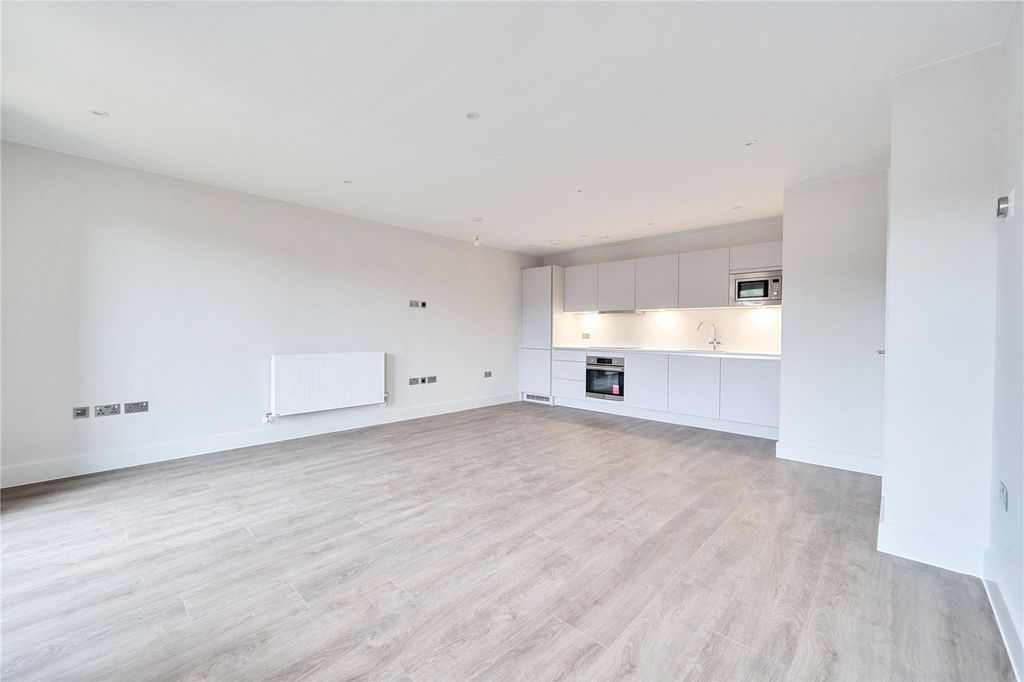 Property photo 2 of 8 Picture No. 06