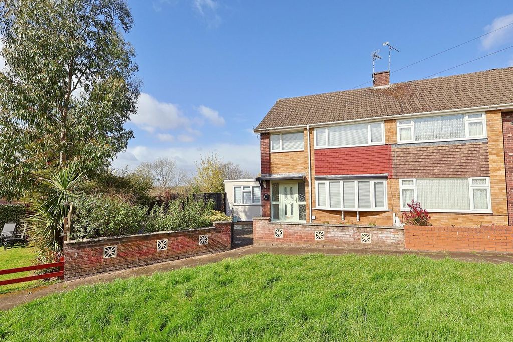 Property photo 1 of 18 Front