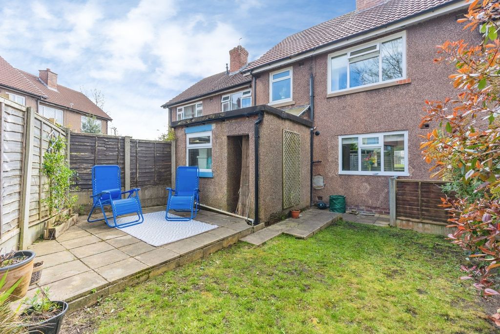 Property photo 3 of 23 Garden