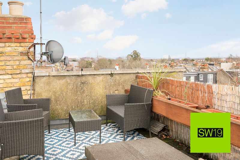 Property photo 3 of 12 Photo 6