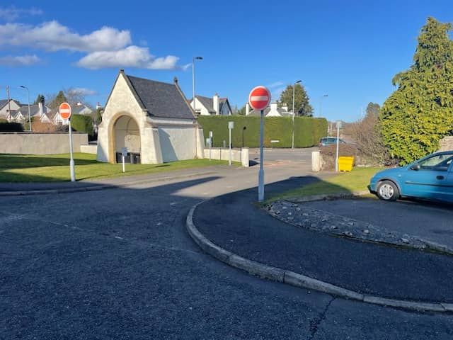 Property photo 3 of 11