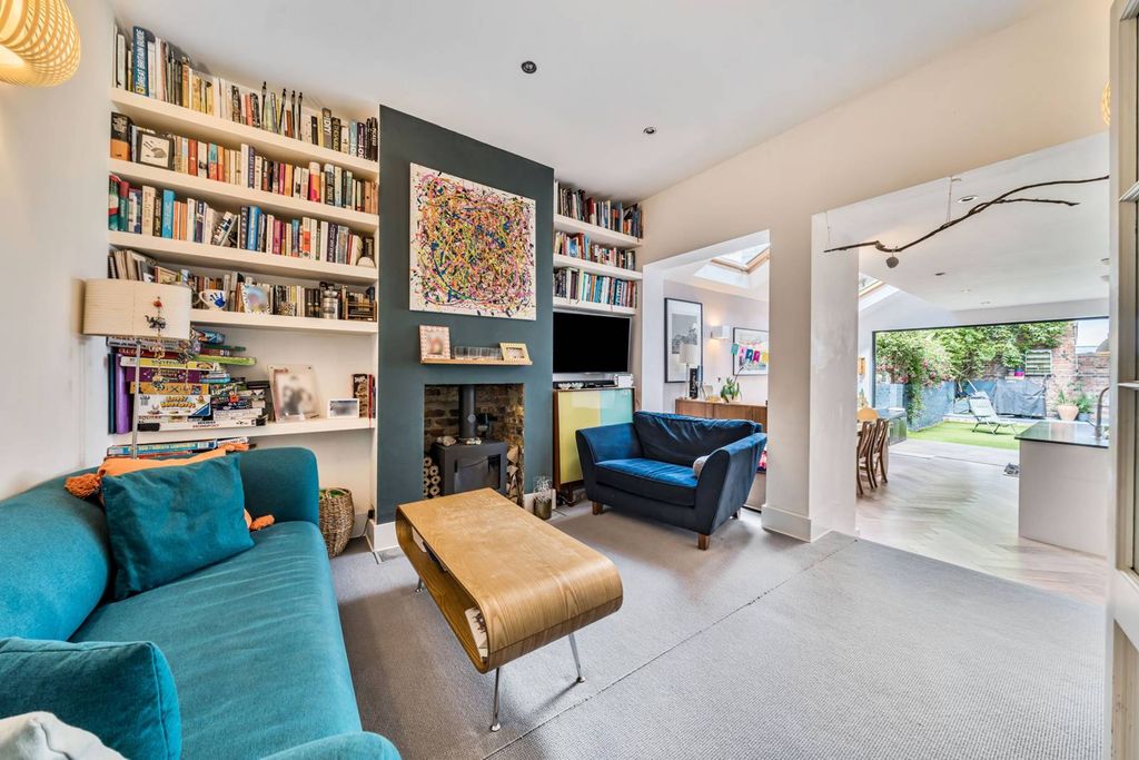 Property photo 1 of 14