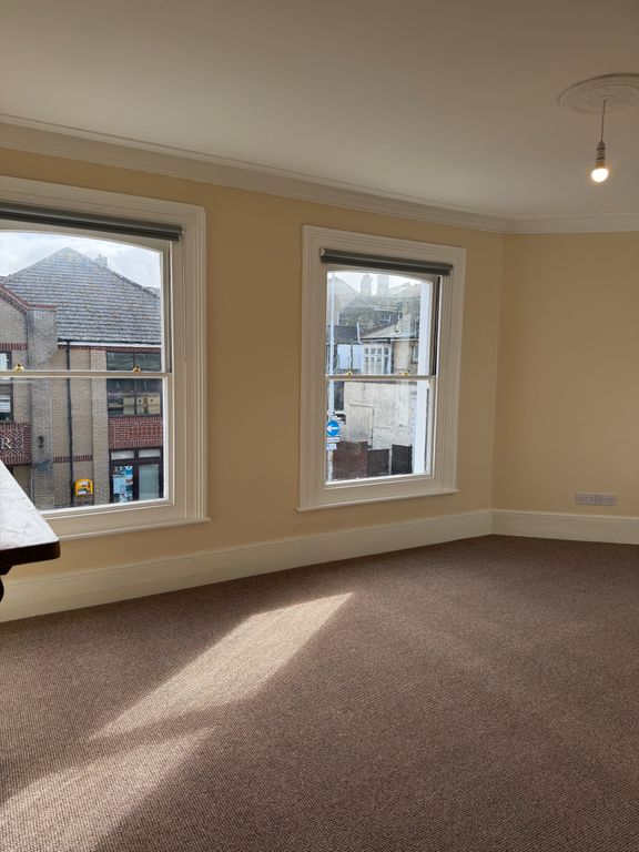 Property photo 3 of 14 Img_3165