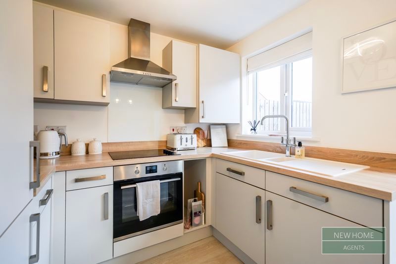 Property photo 2 of 15 Photo 5