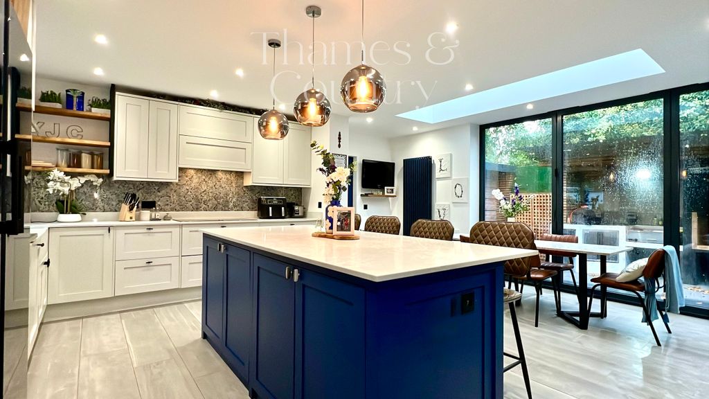 Property photo 2 of 71 Img_5443.Jpeg