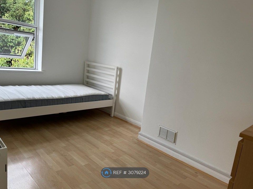 Property photo 3 of 3