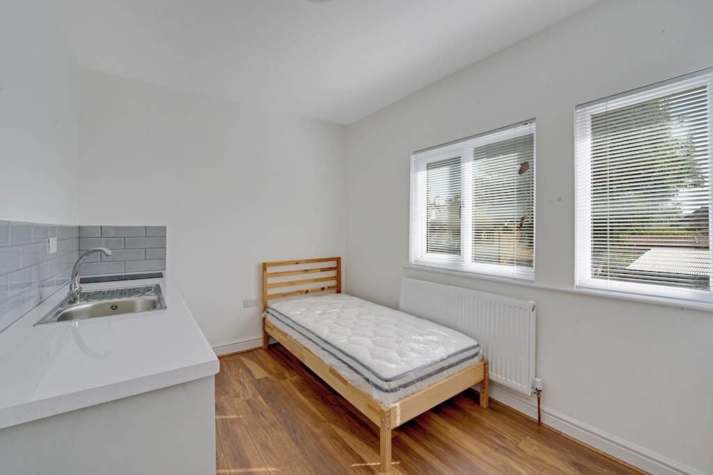 Property photo 1 of 3