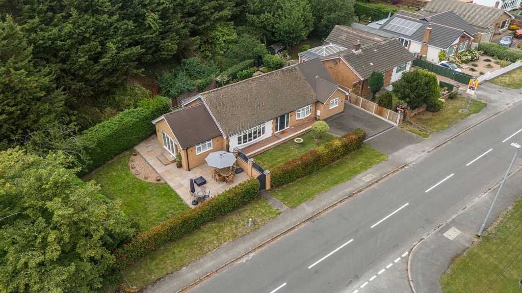 Property photo 1 of 50