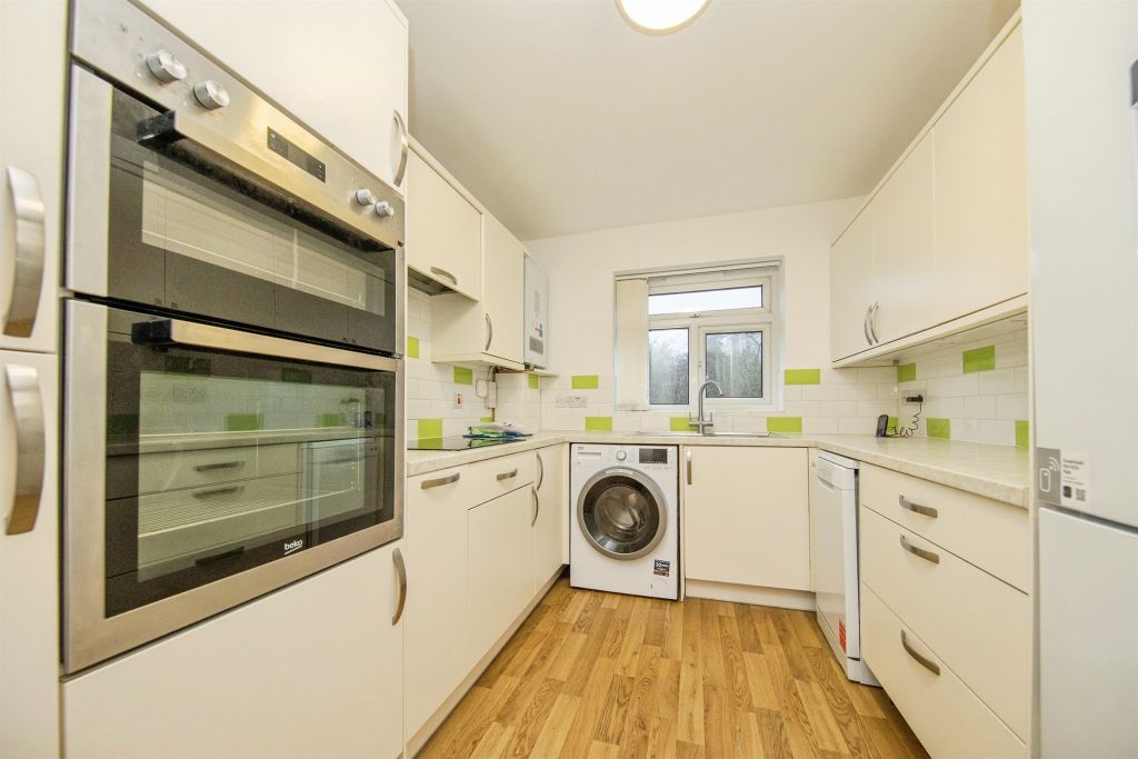 Additional image 5 of 2 bed flat for saleHolland Road, Frinton-On-Sea CO13