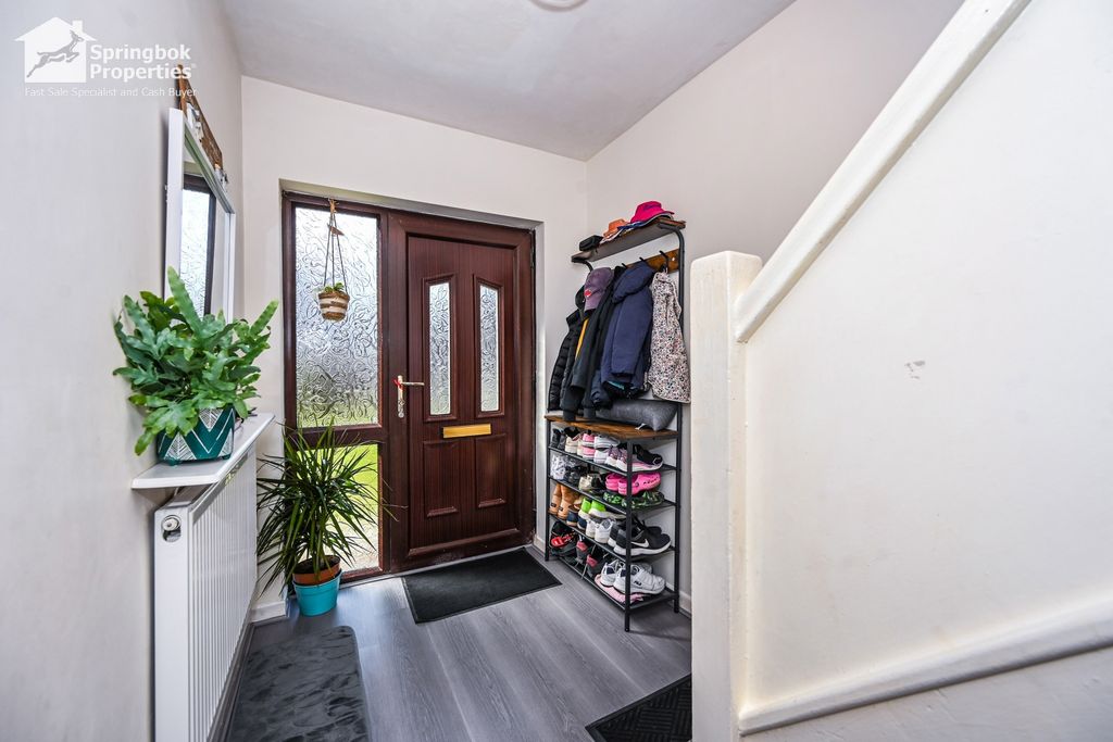 Property photo 2 of 16 Image 1