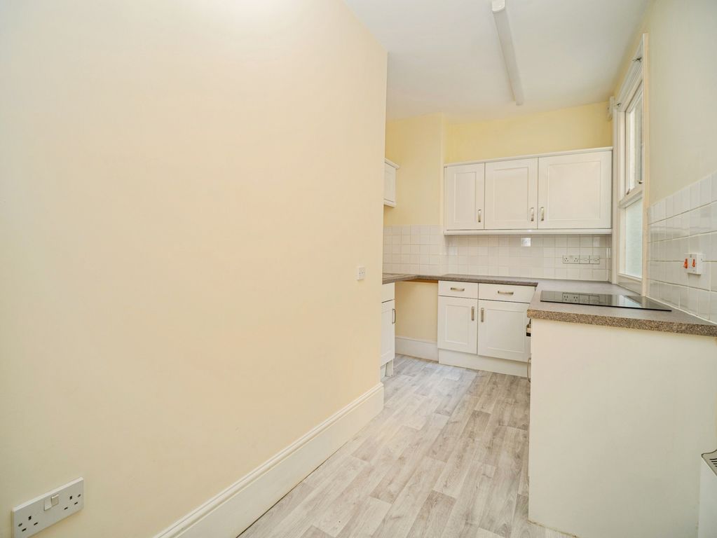 Property photo 2 of 10 Pbox-Img.Jpg
