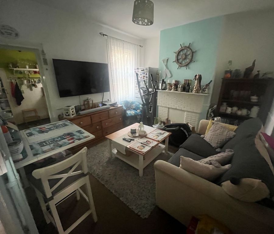 Property photo 2 of 16