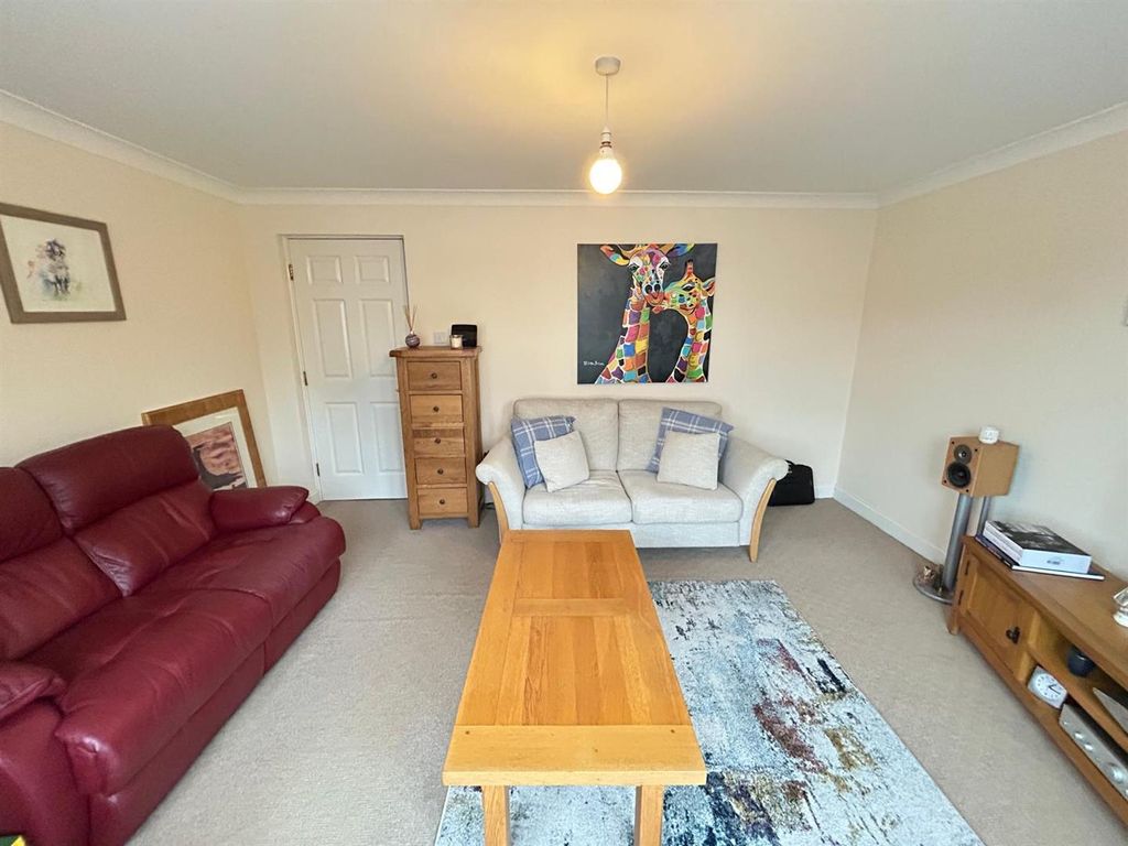 Property photo 3 of 10 Photo-2025-10-03-13-27-39[1].Jpg