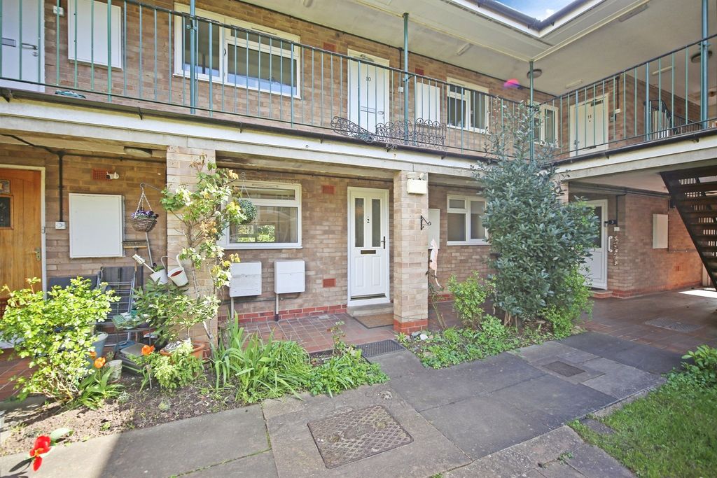 Property photo 1 of 14