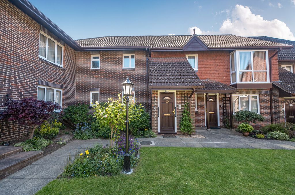 Property photo 1 of 17 1453706-6-69Ef3cd...