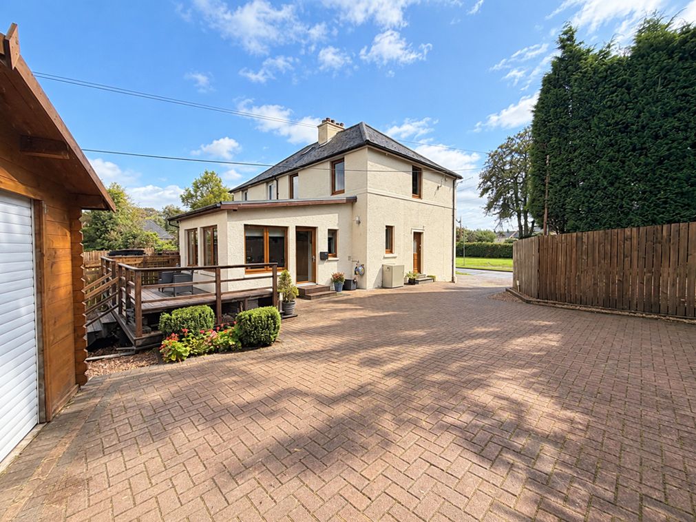 Property photo 3 of 56